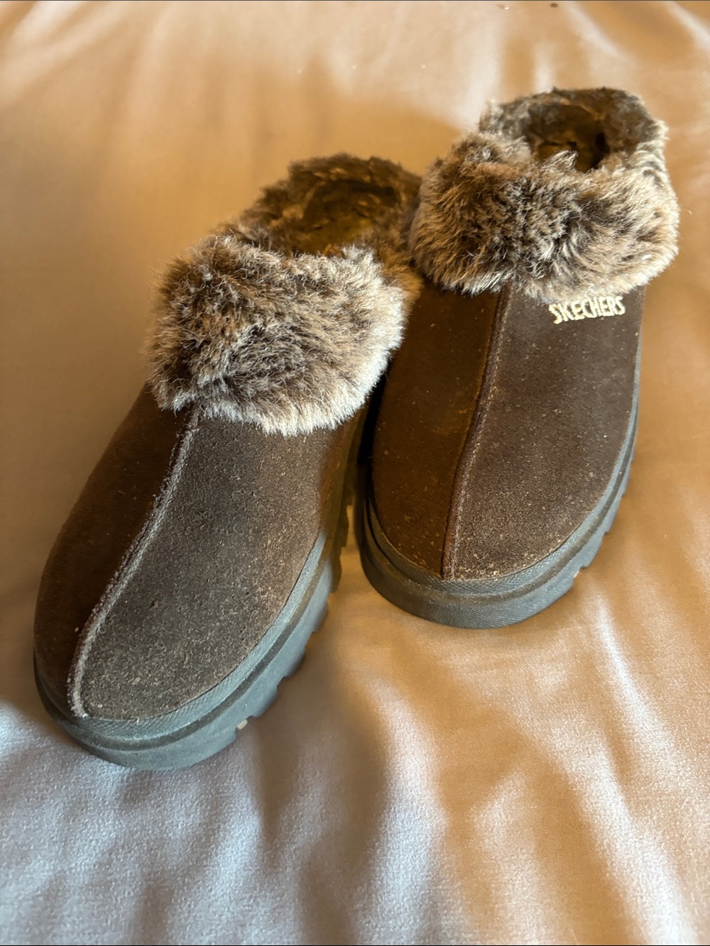 Skechers Women's Brown Faux-Fur Lined Slip-On Clog Slippers